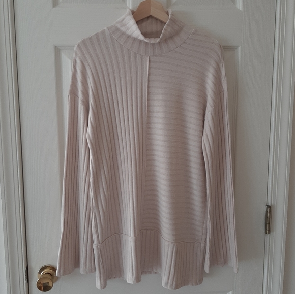 Saturday Sunday Kate Ribbed Tunic Top Size Medium